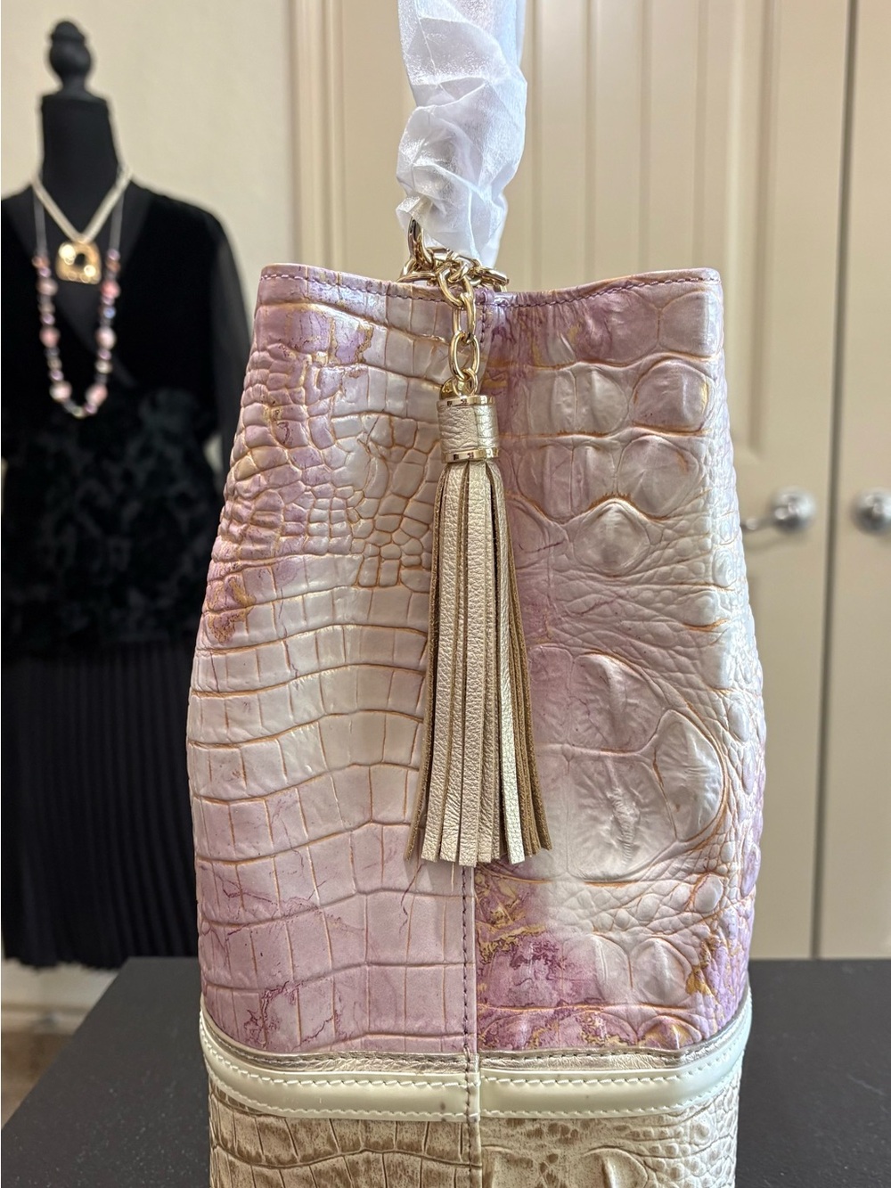 NWT Brahmin Amelia and matching CC Wallet in Lilac Whimsey - Picture 3 of 12
